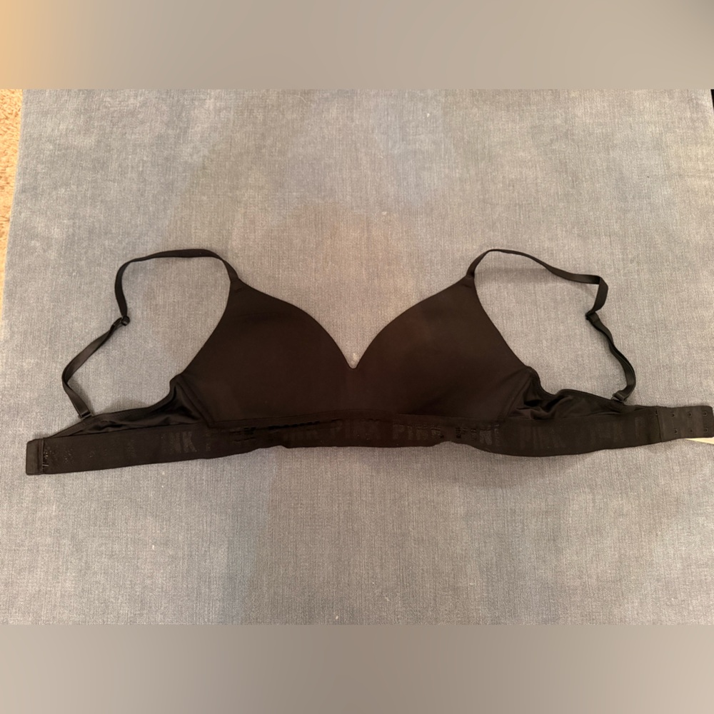Black Victoria secret lightly lined bra size 36B